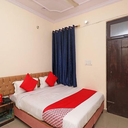 Oyo 30288 Hotel Moon Palace Lucknow Eksteriør bilde