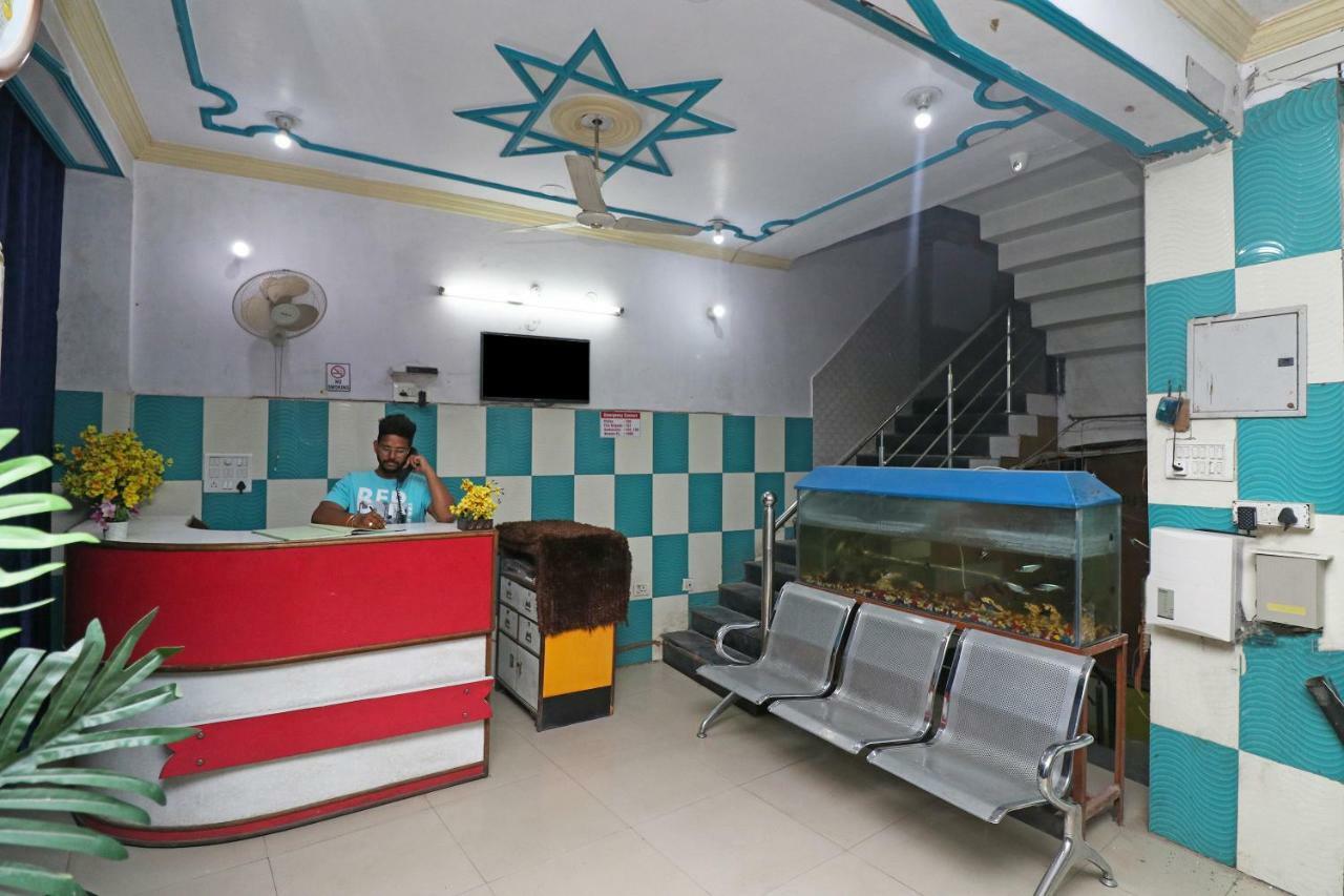 Oyo 30288 Hotel Moon Palace Lucknow Eksteriør bilde