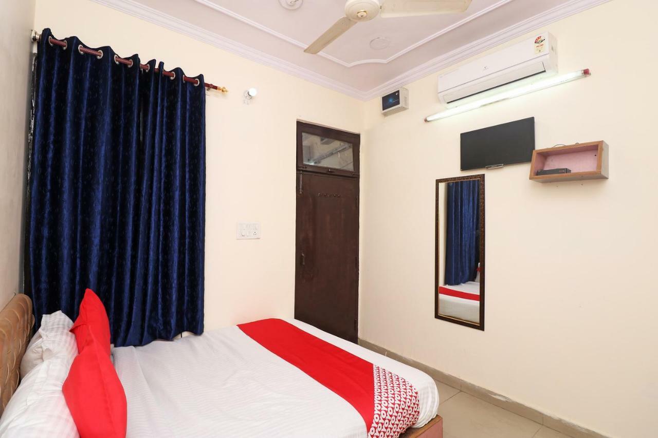 Oyo 30288 Hotel Moon Palace Lucknow Eksteriør bilde