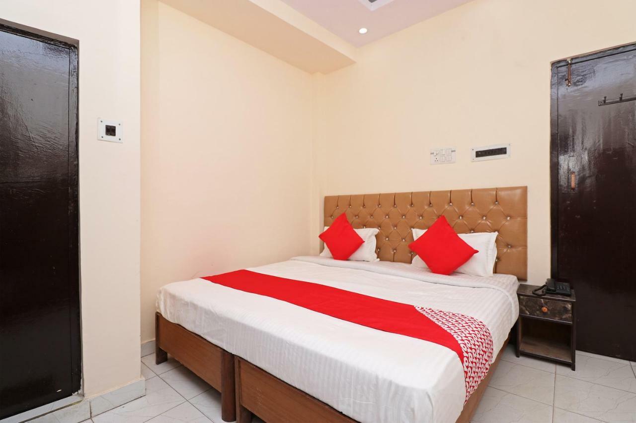 Oyo 30288 Hotel Moon Palace Lucknow Eksteriør bilde