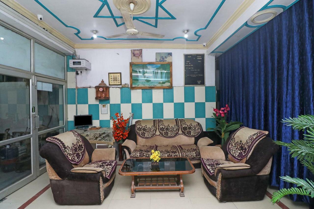 Oyo 30288 Hotel Moon Palace Lucknow Eksteriør bilde